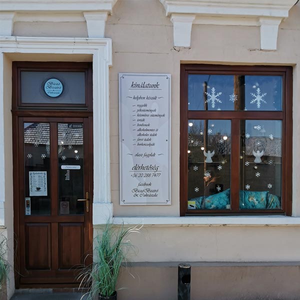 Reklámtábla készítés Győr 1